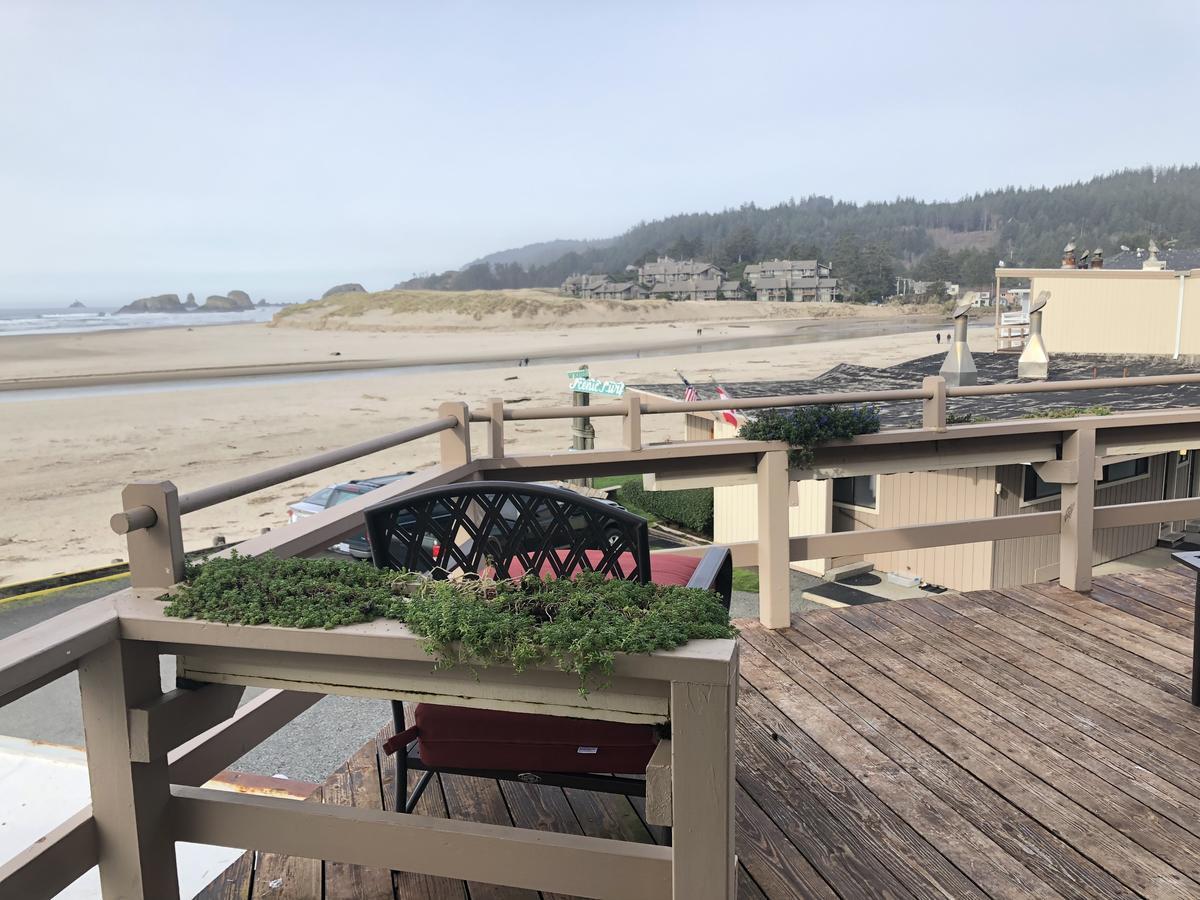 卡农海滩 Webb'S Scenic Surf酒店 外观 照片