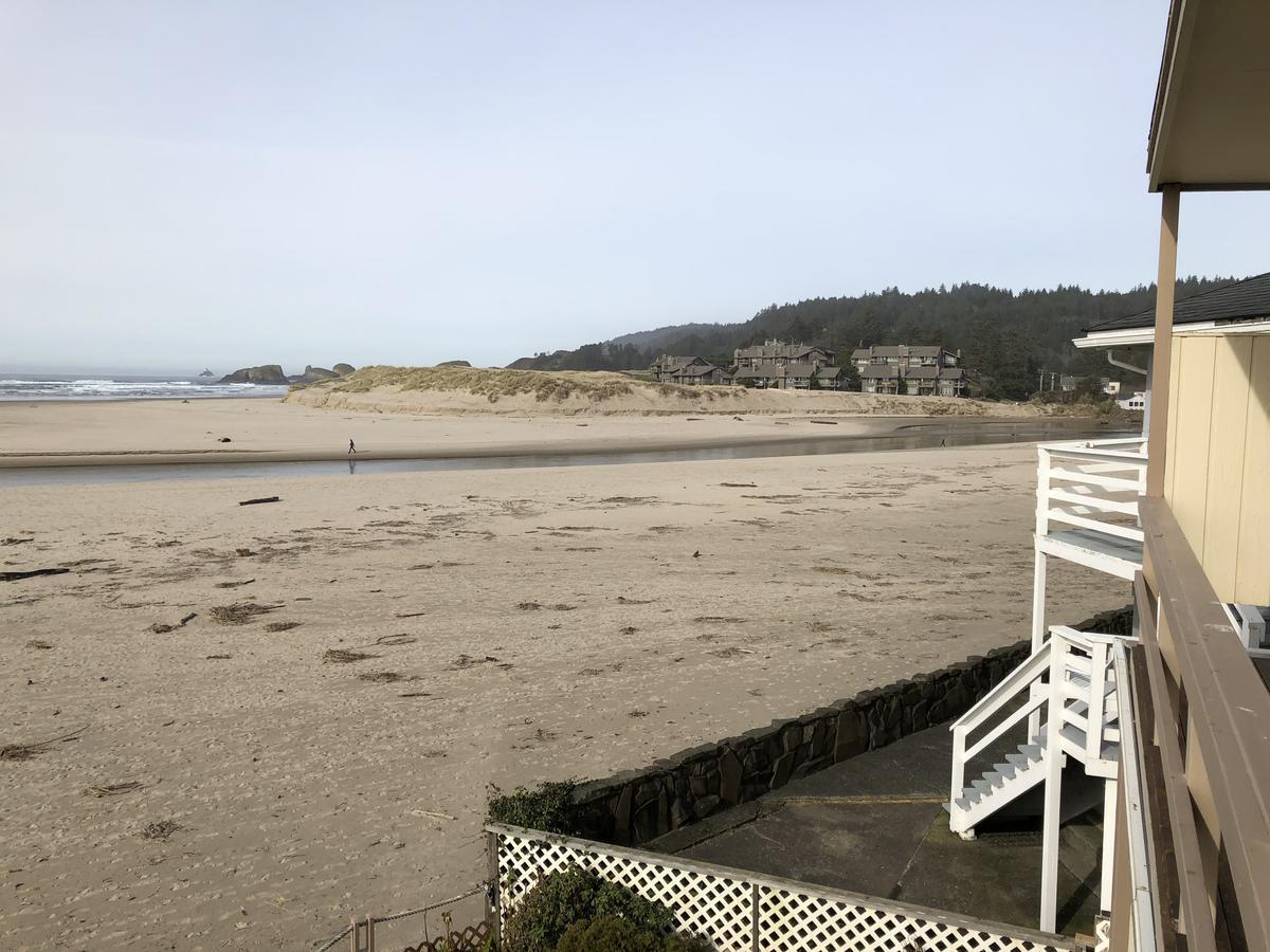 卡农海滩 Webb'S Scenic Surf酒店 外观 照片